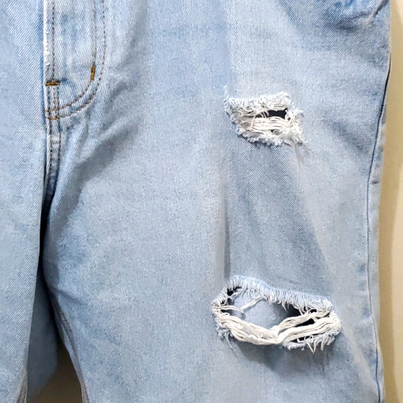 FOREVER 21 - MENS DENIM SHORTS 🩳 - Picture 2 of 9